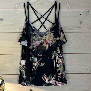 WHBM ruffle layer top M